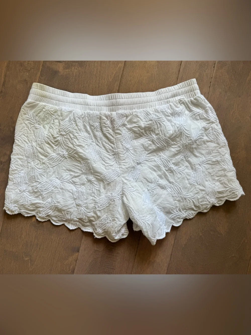 Lilly Pulitzer Pineapple Print White Soft Cotton Shorts